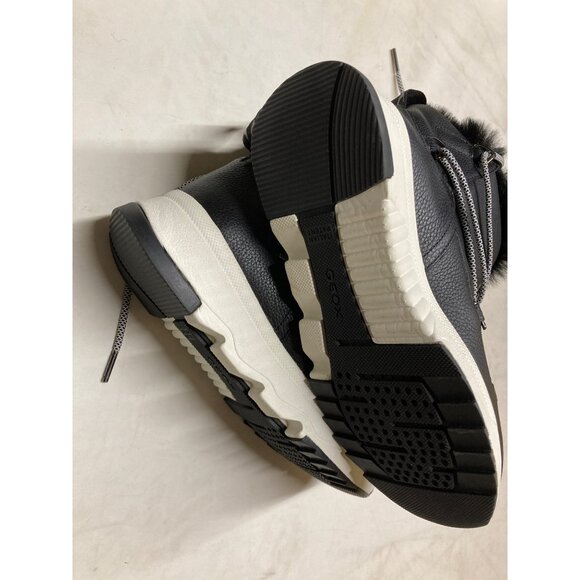 Geox Womens Black Ankle  Shoe Boot Size 7 US 37 EUR  Brand New - Picture 2 of 7